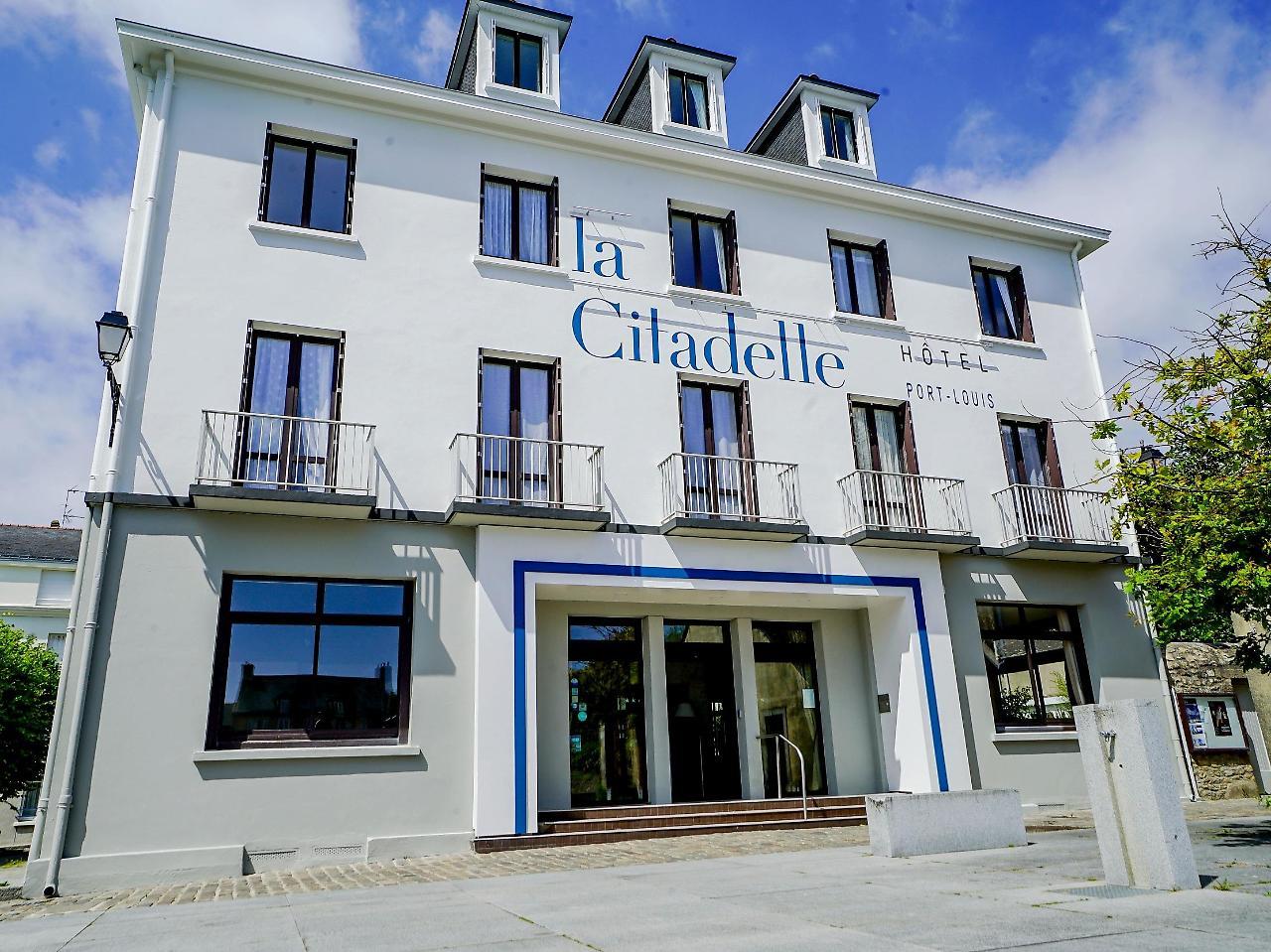 Hotel Spa De La Citadelle Lorient Port Louis Bagian luar foto