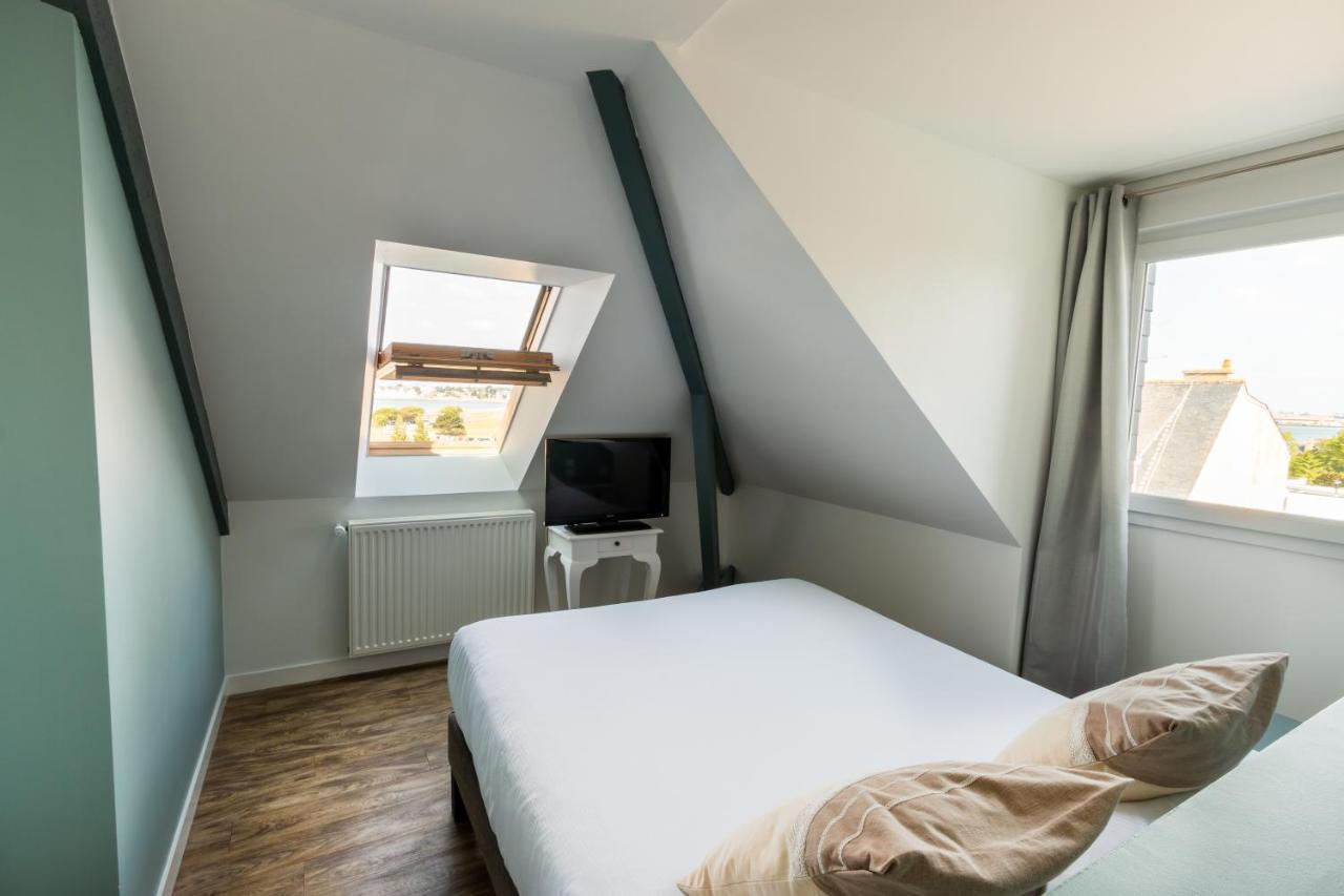 Hotel Spa De La Citadelle Lorient Port Louis Bagian luar foto