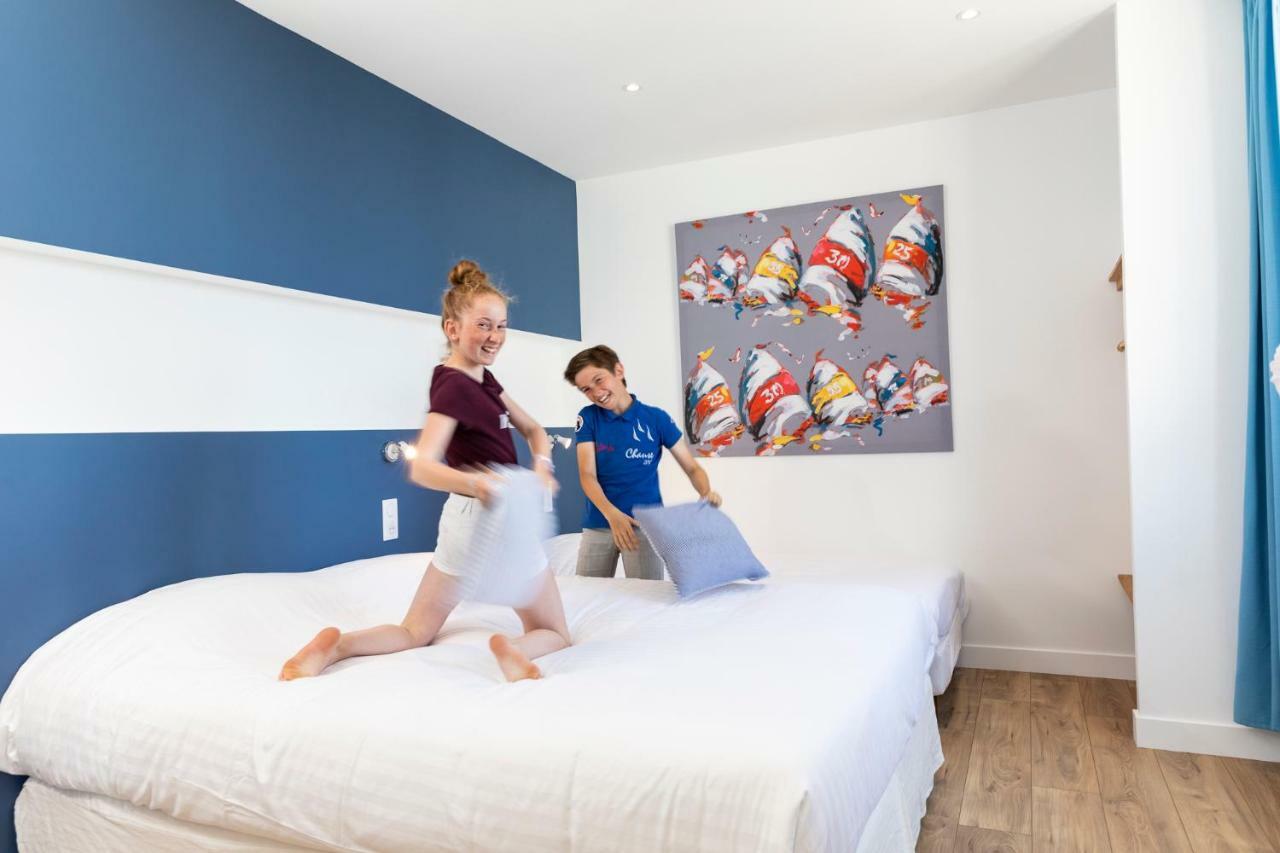 Hotel Spa De La Citadelle Lorient Port Louis Bagian luar foto